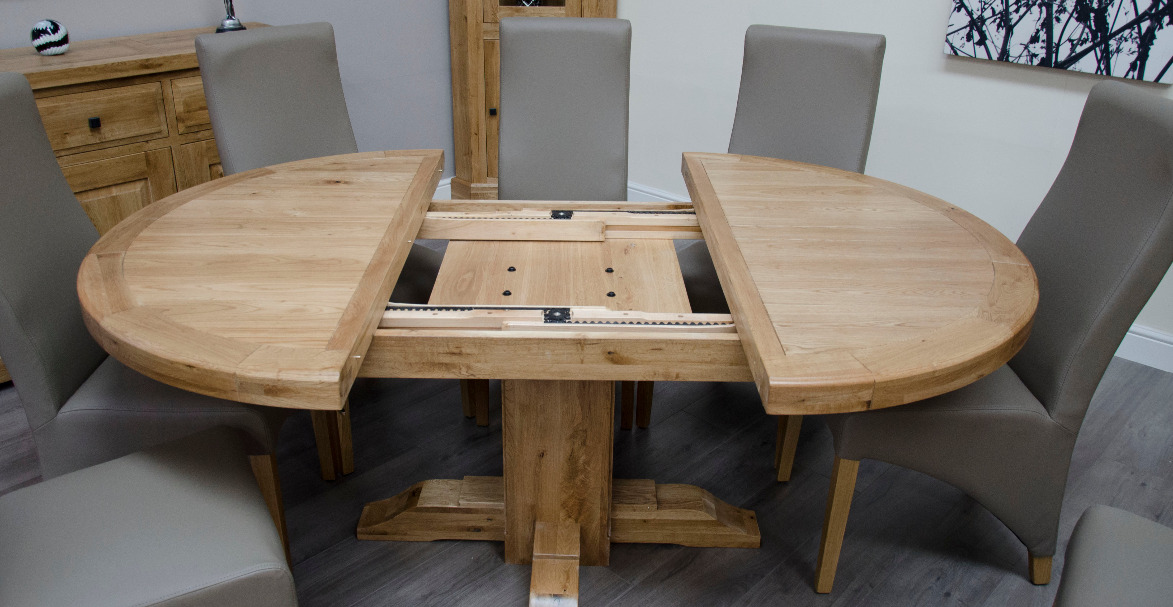 SIGNATURE Solid Oak - Round Extending Dining Table 125cm - 180cm